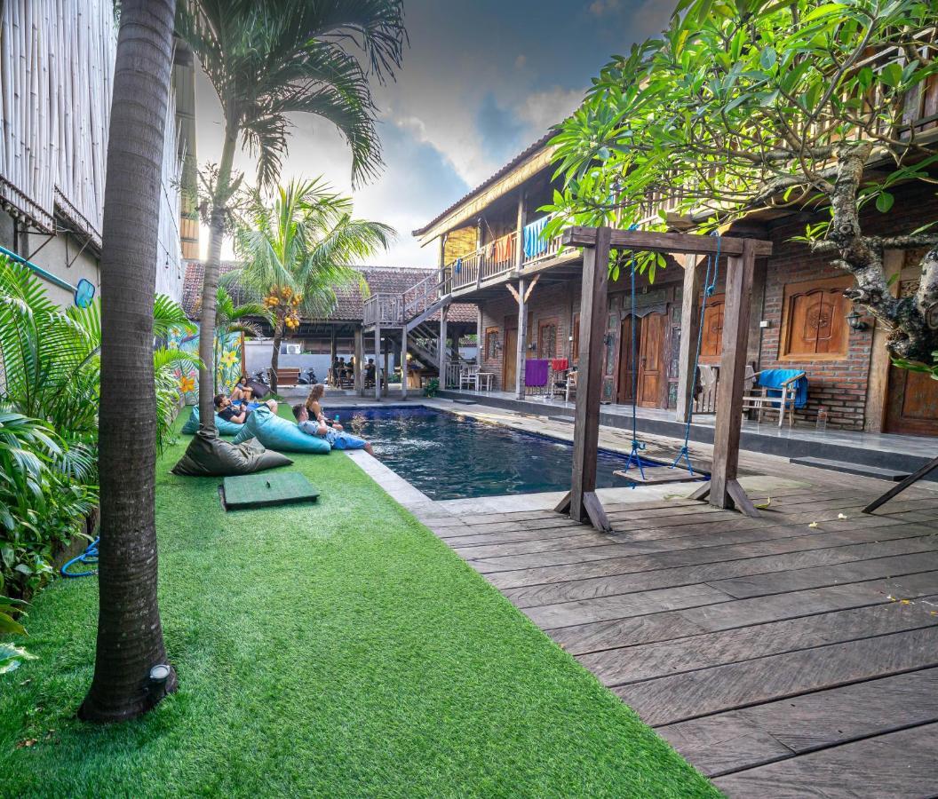 Tropical Canggu Hostel Kültér fotó